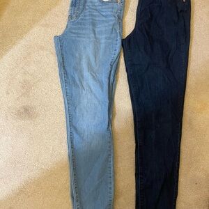 LOT OF 2: Old Navy Women's Light Blue and Navy Skinny Jeans, size 10 Tall